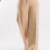 قهوه‌ای