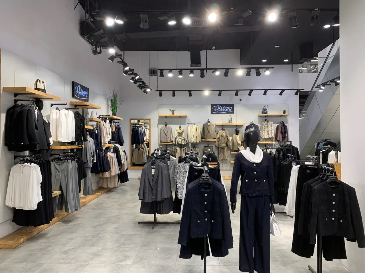 پوشاک زنانه ریسانی (4)